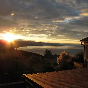  Villa Luna